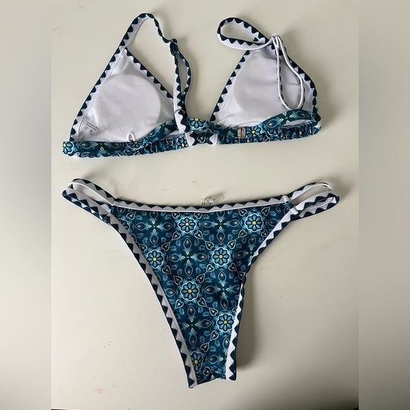 Shein Bikini Set - Picture 2 of 2